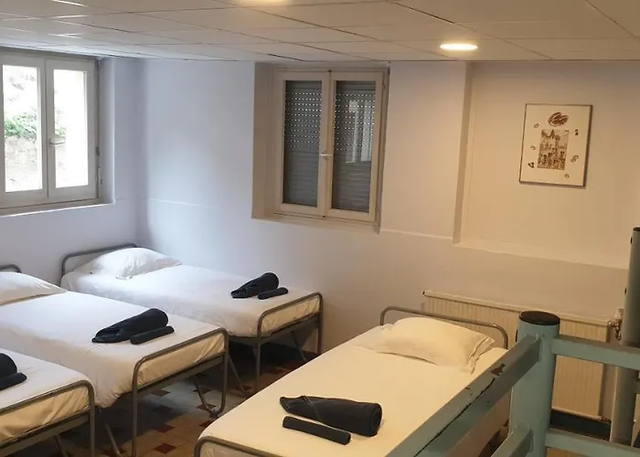 Domaine Des Cigogneaux Hotel *